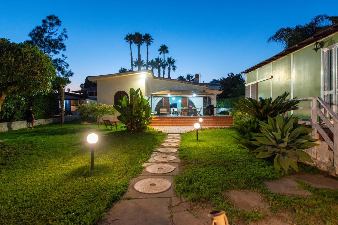 Villa Mary Fontane Bianche Exterior photo